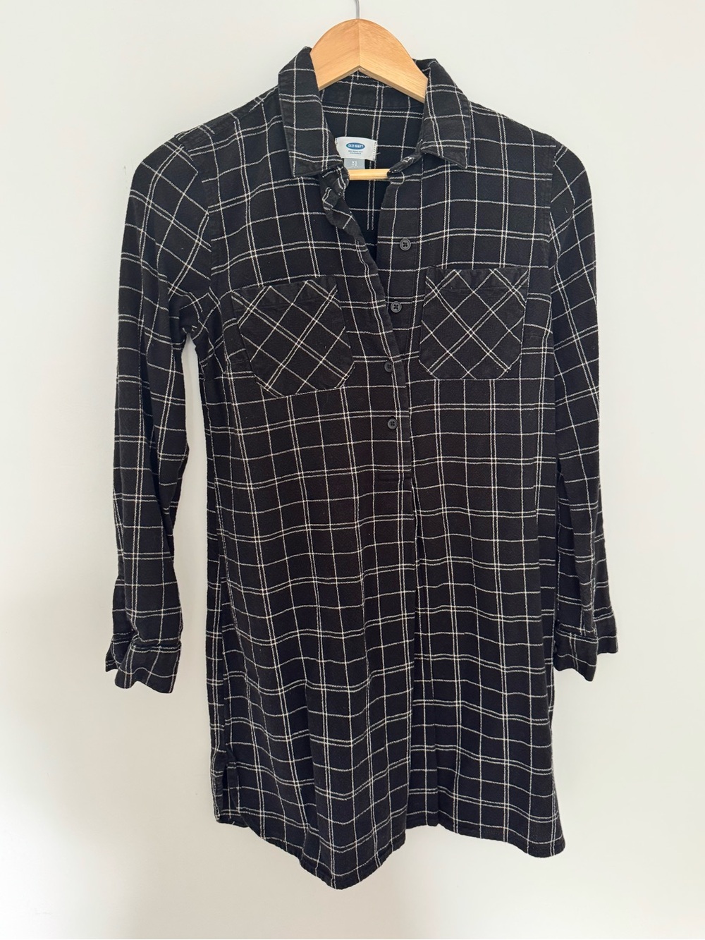 Old Navy Black Plaid Long-Sleeve Shirt Dress